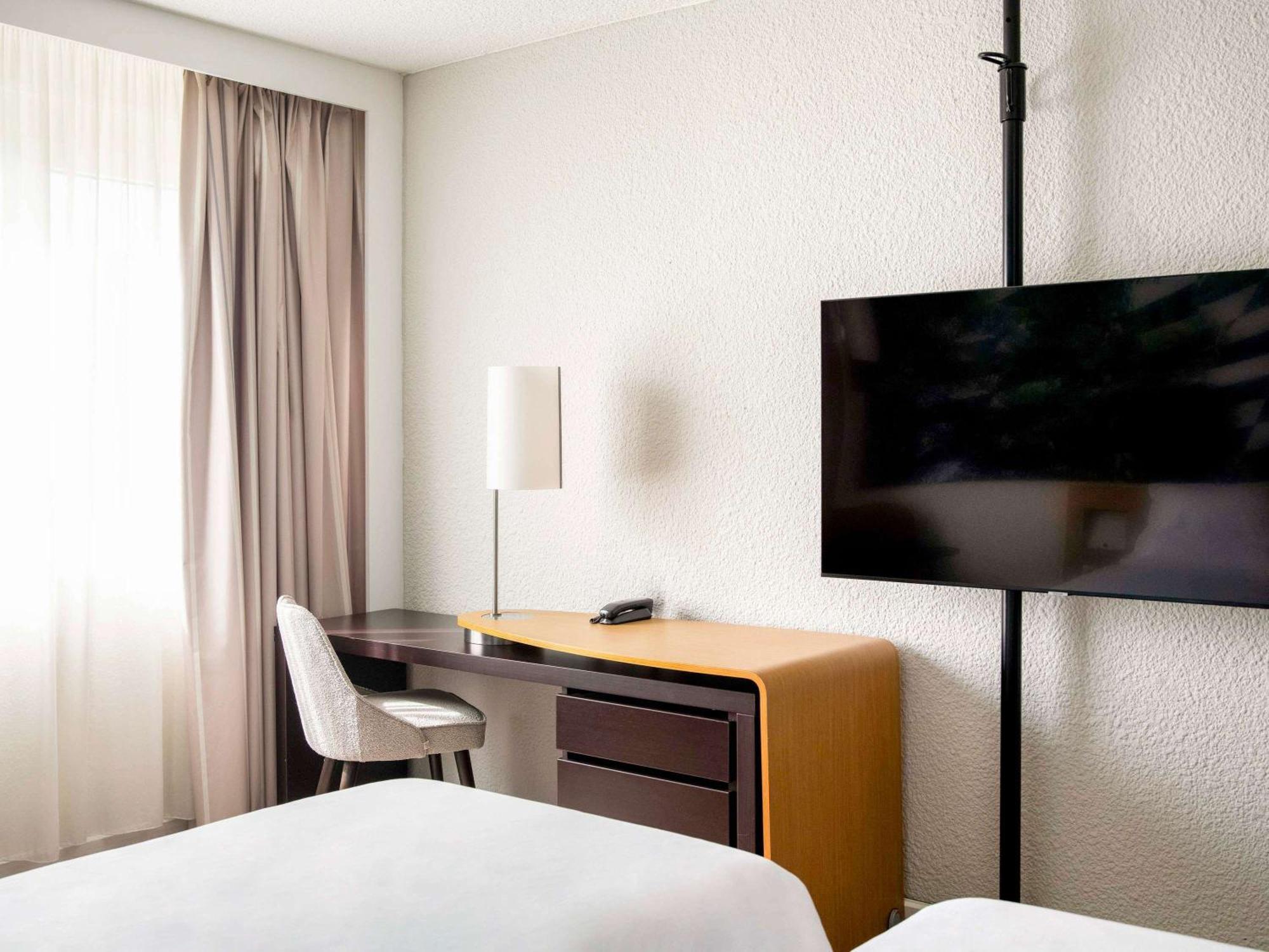 Novotel Bordeaux Merignac Eksteriør billede